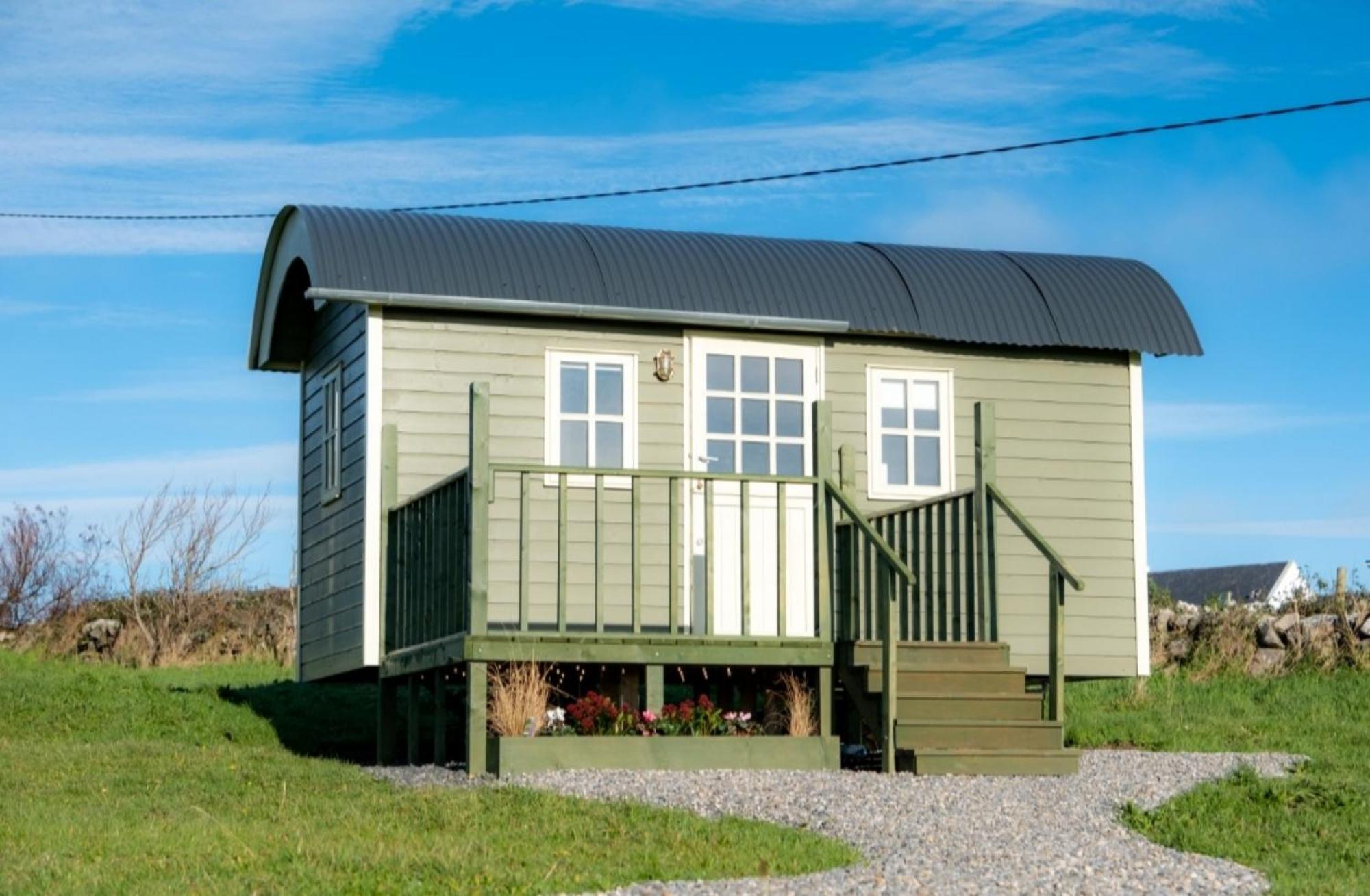 Вилла Wild Meadow Huts Дулин Экстерьер фото