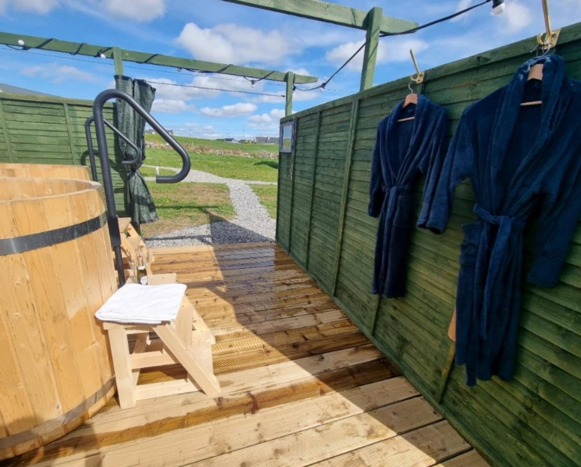Вилла Wild Meadow Huts Дулин Экстерьер фото