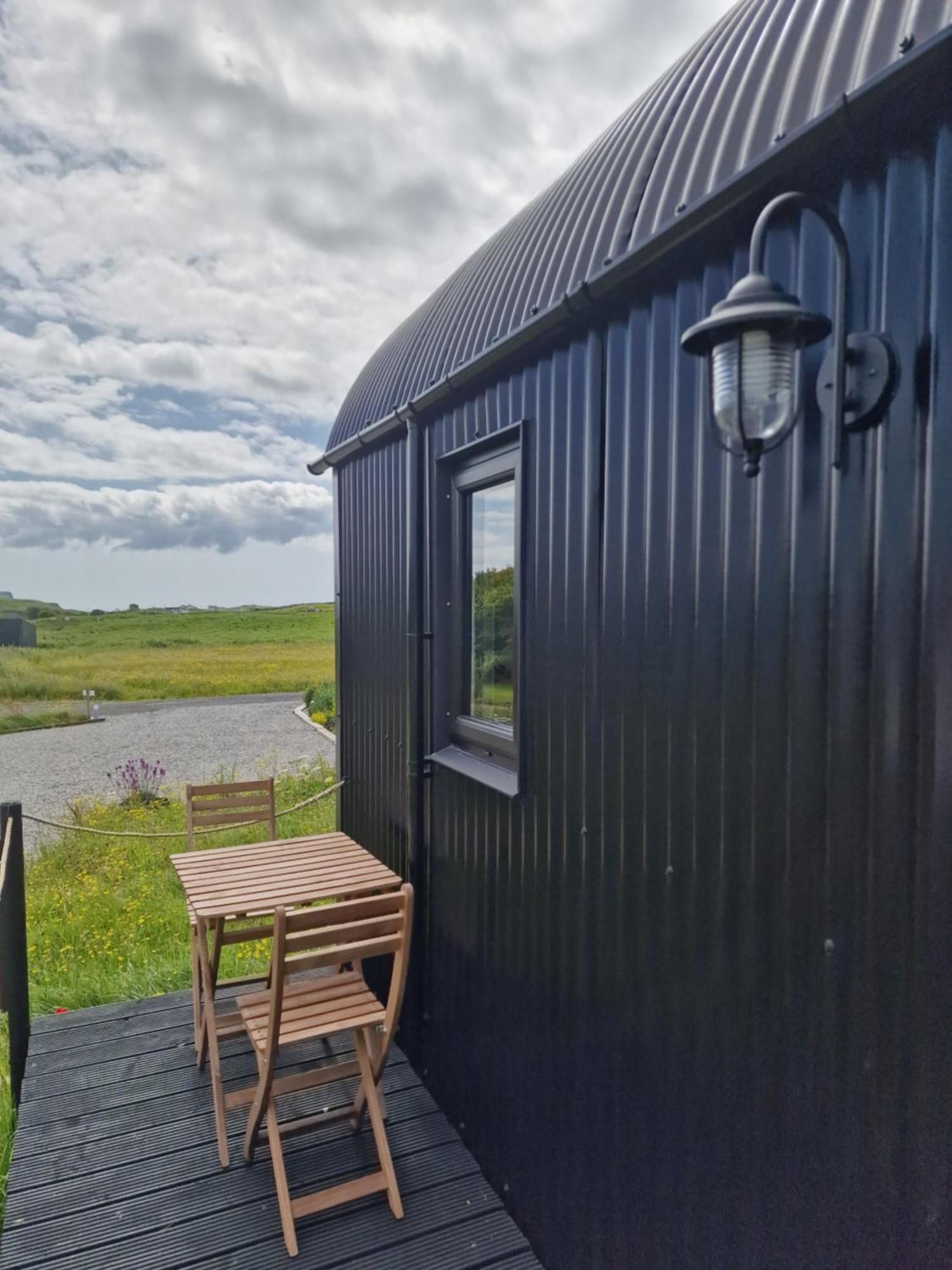 Вилла Wild Meadow Huts Дулин Экстерьер фото